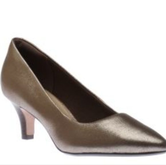 Clarks Shoes Clarks Linvale Jerica Metallic Leather Pumps Size 8